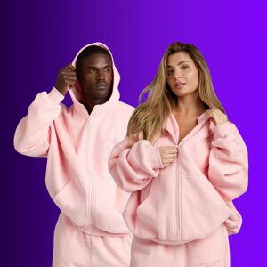 COMFRT - NIB - Pastel Zip Hoodie in SMALL - UNISEX - BUBBLEGUM